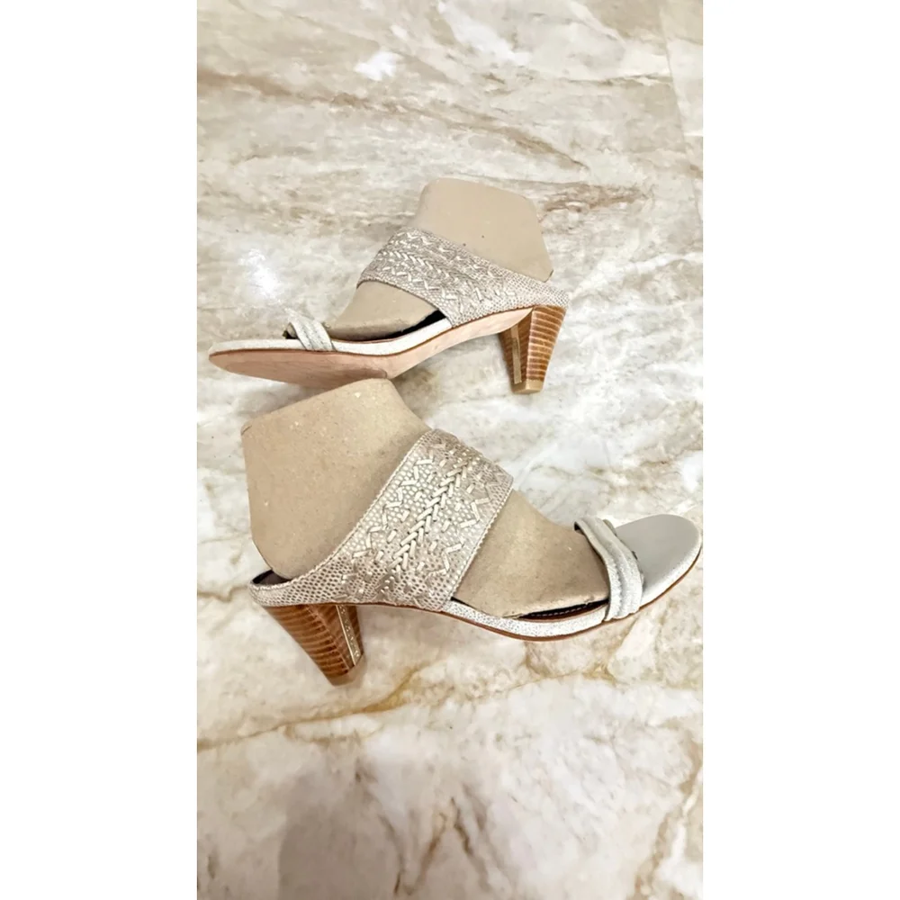 Donald J Pliner Gold Silver heeled Sandals 8.5 - Picture 5 of 9